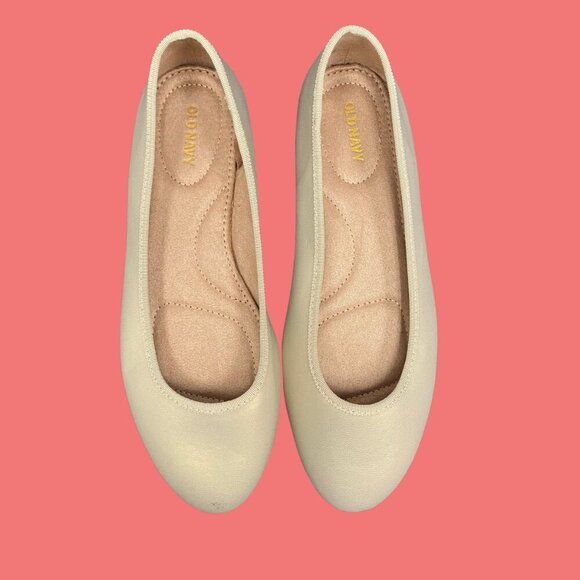 ✨Soft Gold Ballet Flats by Old Navy – Size 9 | Comfy Everyday Essential✨ - Picture 4 of 8